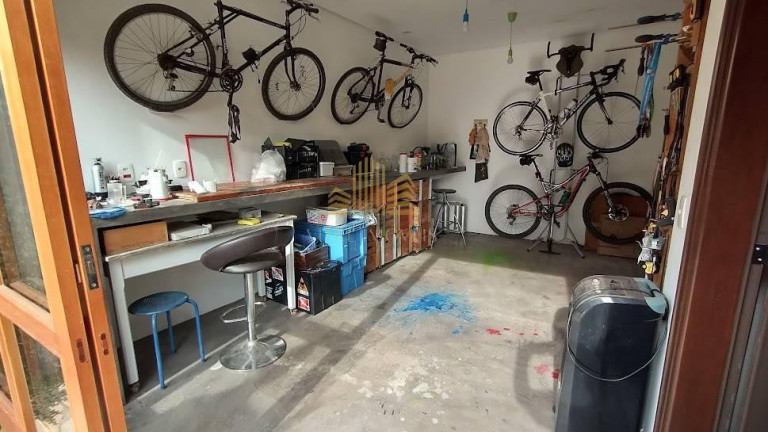 Imagem Casa com 3 Quartos à Venda, 281 m²