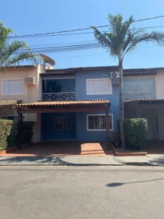 Sobrado com 3 Quartos à Venda, 170 m² em Cidade Alta - Cuiabá
