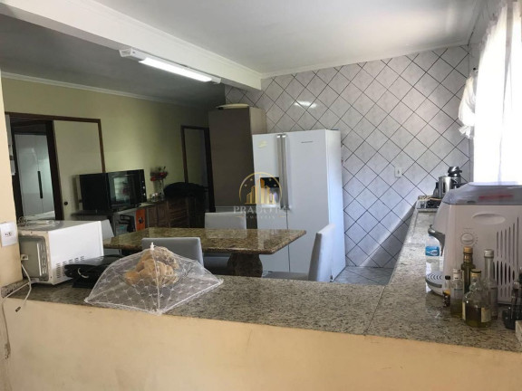 Imagem Casa com 3 Quartos à Venda, 300 m² em Cedro - Camboriú Imagem Casa com 3 Quartos à Venda, 300 m² em Cedro - Camboriú