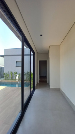Imagem Casa com 3 Quartos à Venda, 300 m² em Piracangaguá - Taubaté Imagem Casa com 3 Quartos à Venda, 300 m² em Piracangaguá - Taubaté