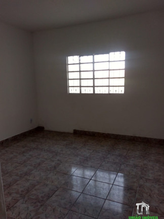Imagem Casa com 2 Quartos para Alugar, 100 m² em Vila Batista - Bragança Paulista