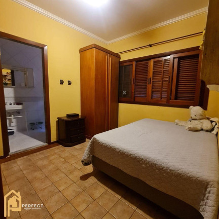 Imagem Casa com 5 Quartos à Venda, 300 m² em Independência - Taubaté