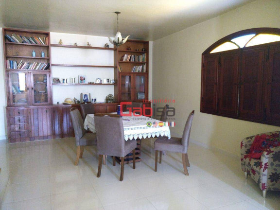 Imagem Casa com 3 Quartos à Venda, 283 m² em Centro - São Pedro Da Aldeia Imagem Casa com 3 Quartos à Venda, 283 m² em Centro - São Pedro Da Aldeia