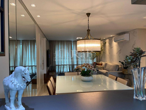 Apartamento com 3 Quartos à Venda, 297 m² em Centro - Balneário Camboriú