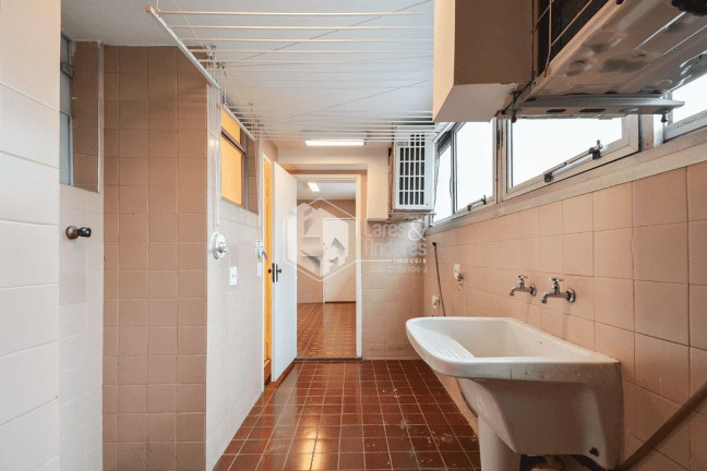 Imagem Apartamento com 4 Quartos à Venda, 143 m² em Moema - São Paulo Imagem Apartamento com 4 Quartos à Venda, 143 m² em Moema - São Paulo