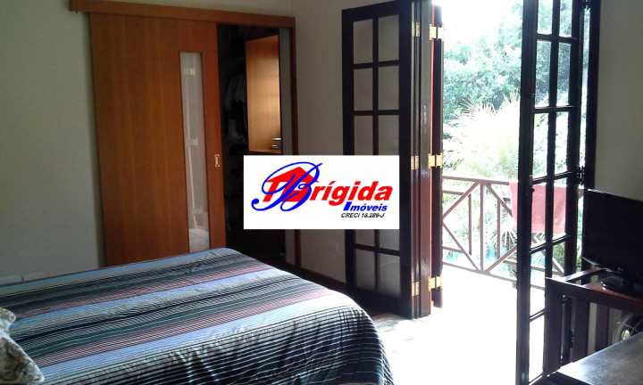 Imagem Casa de Condomínio com 3 Quartos à Venda, 300 m² em Jardim Indaia - Embu Das Artes Imagem Casa de Condomínio com 3 Quartos à Venda, 300 m² em Jardim Indaia - Embu Das Artes