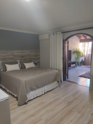 Imagem Casa com 3 Quartos à Venda, 222 m² em Jardim Rubi - Mogi Das Cruzes Imagem Casa com 3 Quartos à Venda, 222 m² em Jardim Rubi - Mogi Das Cruzes
