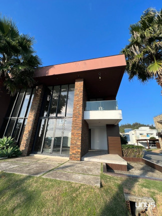 Imagem Casa de Condomínio com 3 Quartos à Venda, 735 m² em Cacupé - Florianópolis
