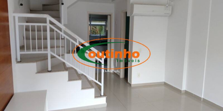 Imagem Casa com 3 Quartos à Venda, 146 m² em Tijuca - Rio De Janeiro Imagem Casa com 3 Quartos à Venda, 146 m² em Tijuca - Rio De Janeiro