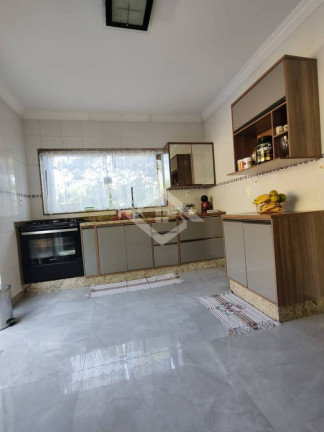 Imagem Casa com 2 Quartos à Venda, 160 m² em Campo Grande - Rio De Janeiro Imagem Casa com 2 Quartos à Venda, 160 m² em Campo Grande - Rio De Janeiro