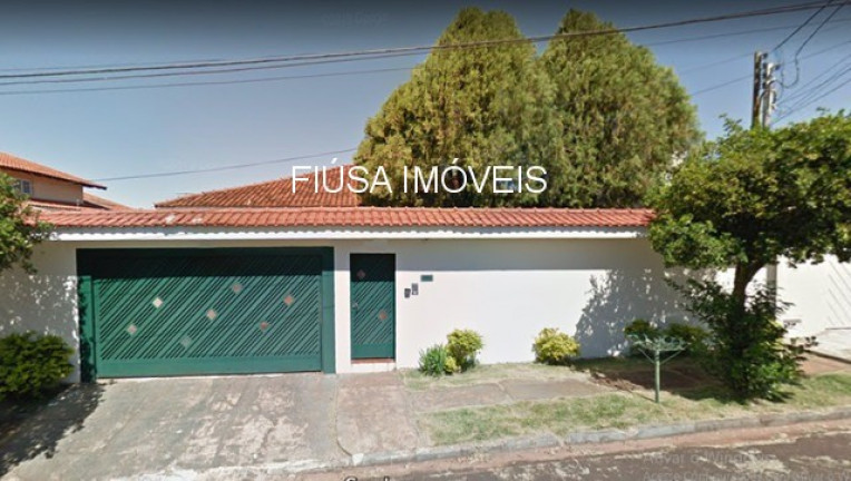 Casa com 5 Quartos à Venda,  em Ribeirânia - Ribeirão Preto