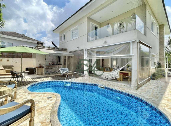 Casa com 4 Quartos à Venda, 287 m² em Fazendinha - Carapicuíba