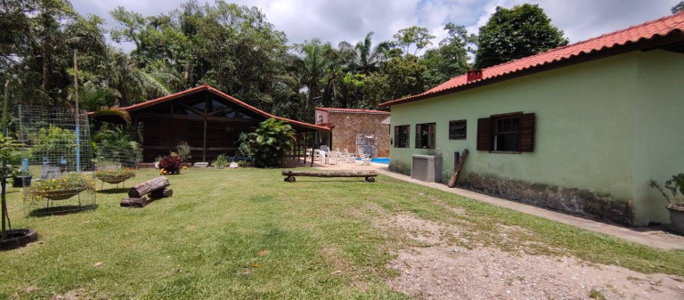 Imagem Chácara com 3 Quartos à Venda, 250 m² em Chacaras Iporanga - Peruíbe Imagem Chácara com 3 Quartos à Venda, 250 m² em Chacaras Iporanga - Peruíbe