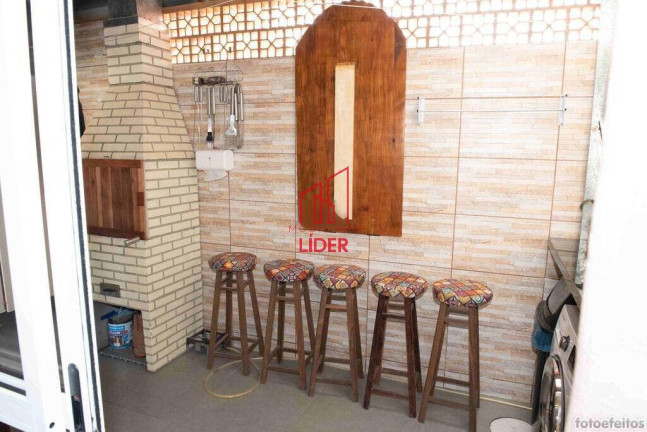 Imagem Sobrado com 3 Quartos à Venda, 117 m² em Uberaba - Curitiba