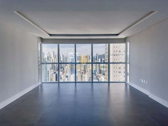 Imagem Apartamento com 3 Quartos à Venda, 135 m² em Centro - Balneário Camboriú