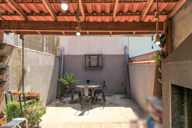 Imagem Casa com 2 Quartos à Venda, 82 m² em Hípica - Porto Alegre