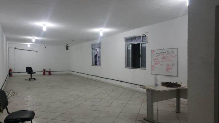 Imagem Imóvel à Venda, 600 m² em Campo Grande - Rio De Janeiro Imagem Imóvel à Venda, 600 m² em Campo Grande - Rio De Janeiro