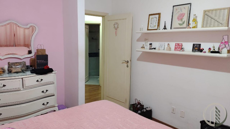 Imagem Apartamento com 3 Quartos à Venda, 228 m² em Pompéia - Santos