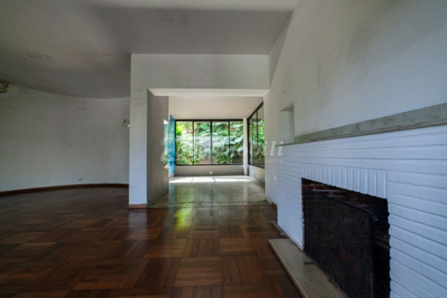 Imagem Casa com 5 Quartos à Venda, 400 m² em Pacaembu - São Paulo Imagem Casa com 5 Quartos à Venda, 400 m² em Pacaembu - São Paulo