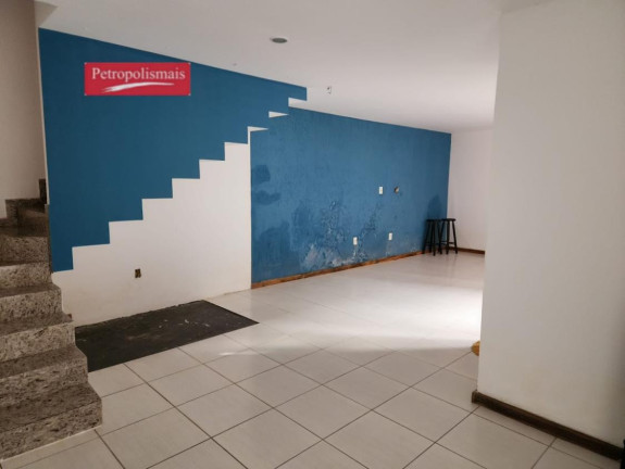 Imagem Casa com 3 Quartos à Venda,  em Centro - Petrópolis