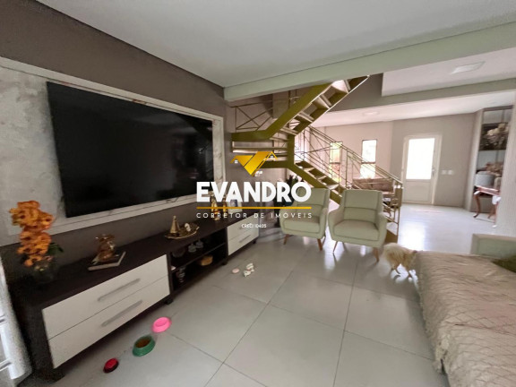 Imagem Casa com 3 Quartos à Venda, 169 m² em Santa Rosa - Cuiabá