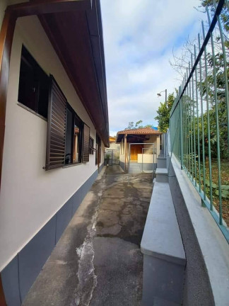 Imagem Casa com 5 Quartos à Venda,  em Vale Dos Pinheiros - Nova Friburgo