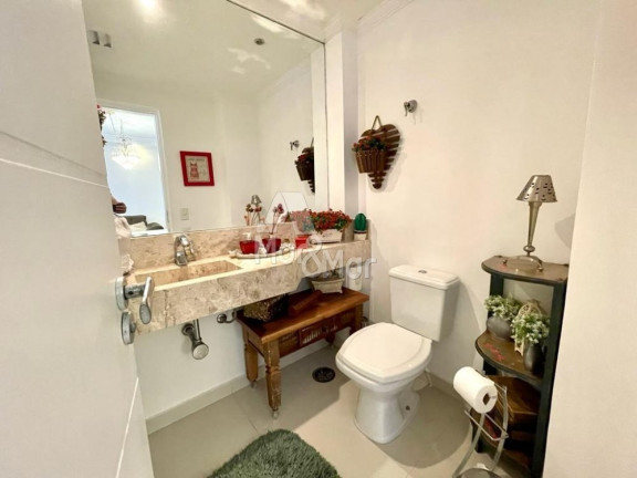 Imagem Apartamento com 3 Quartos à Venda, 176 m² em Pitangueiras - Guarujá