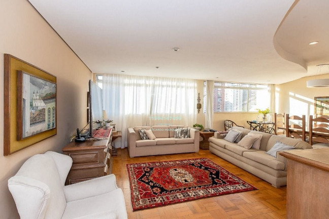 Imagem Apartamento com 3 Quartos à Venda, 118 m² em Itaim Bibi - São Paulo Imagem Apartamento com 3 Quartos à Venda, 118 m² em Itaim Bibi - São Paulo