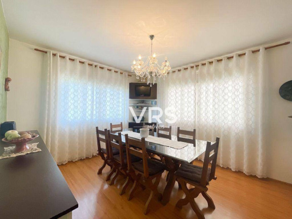 Imagem Casa com 8 Quartos à Venda, 523 m² em Pimenteiras - Teresópolis Imagem Casa com 8 Quartos à Venda, 523 m² em Pimenteiras - Teresópolis