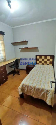 Imagem Casa com 3 Quartos à Venda, 148 m² em Conjunto Habitacional Milton Gavetti - Londrina Imagem Casa com 3 Quartos à Venda, 148 m² em Conjunto Habitacional Milton Gavetti - Londrina