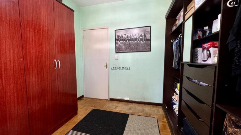 Imagem Apartamento com 3 Quartos à Venda, 90 m² em Centro Histórico - Porto Alegre Imagem Apartamento com 3 Quartos à Venda, 90 m² em Centro Histórico - Porto Alegre