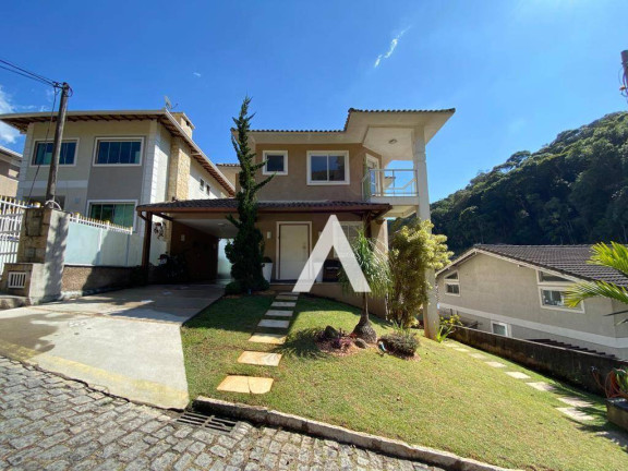Imagem Casa com 4 Quartos à Venda, 307 m² em Tijuca - Teresópolis