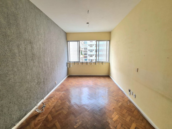 Imagem Apartamento com 2 Quartos à Venda, 70 m² em Copacabana - Rio De Janeiro Imagem Apartamento com 2 Quartos à Venda, 70 m² em Copacabana - Rio De Janeiro