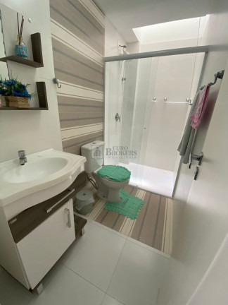Imagem Sobrado com 3 Quartos à Venda, 252 m² em Centro - Balneário Camboriú Imagem Sobrado com 3 Quartos à Venda, 252 m² em Centro - Balneário Camboriú