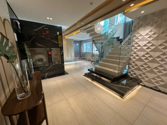 Imagem Apartamento com 4 Quartos à Venda, 133 m² em Centro - Balneário Camboriú Imagem Apartamento com 4 Quartos à Venda, 133 m² em Centro - Balneário Camboriú