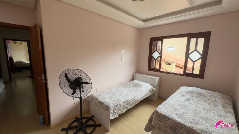 Imagem Casa com 4 Quartos à Venda, 272 m² em Vargem Grande - Florianópolis