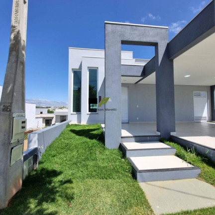 Imagem Casa com 3 Quartos à Venda, 166 m²