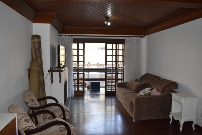 Imagem Imóvel com 2 Quartos à Venda, 96 m² em Região De Capivari - Campos Do Jordão Imagem Imóvel com 2 Quartos à Venda, 96 m² em Região De Capivari - Campos Do Jordão