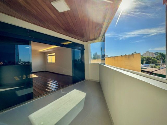 Imagem Apartamento com 3 Quartos à Venda, 197 m² em Setor Sul - Goiânia