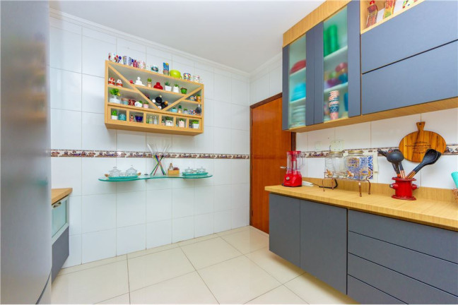 Imagem Casa com 4 Quartos à Venda,  em Vila Aricanduva - São Paulo