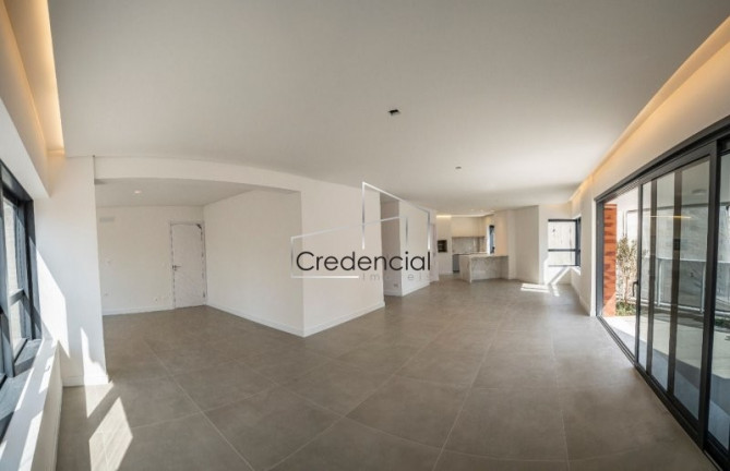Imagem Apartamento com 3 Quartos à Venda, 240 m² em Cabral - Curitiba