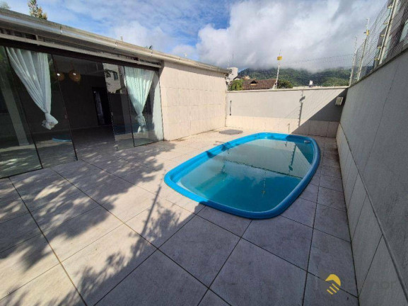 Imagem Casa com 3 Quartos à Venda, 220 m² em Garcia - Blumenau Imagem Casa com 3 Quartos à Venda, 220 m² em Garcia - Blumenau