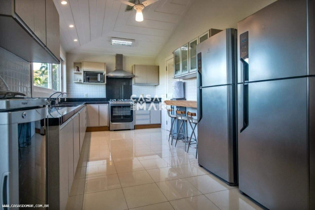 Imagem Casa com 6 Quartos à Venda, 900 m² em Ferradura - Armação Dos Búzios Imagem Casa com 6 Quartos à Venda, 900 m² em Ferradura - Armação Dos Búzios