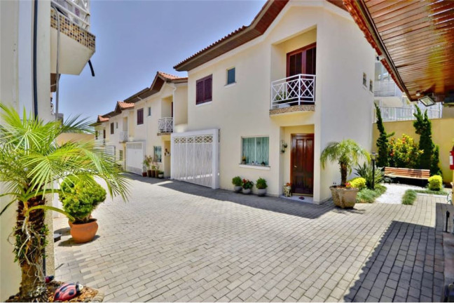 Imagem Casa com 3 Quartos à Venda, 105 m² em Jardim Monte Kemel - São Paulo