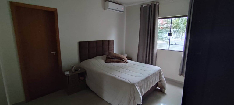 Imagem Casa com 3 Quartos à Venda, 196 m² em Jardim Nova Baroneza - Arapongas Imagem Casa com 3 Quartos à Venda, 196 m² em Jardim Nova Baroneza - Arapongas
