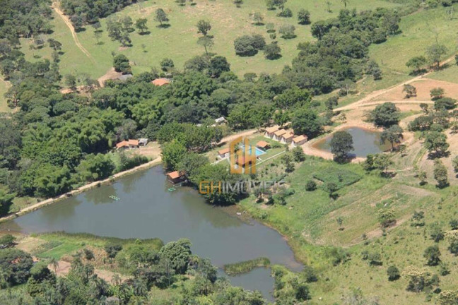 Imagem Chácara com 4 Quartos à Venda, 720 m² em Cachoeirinha - Aragoiânia