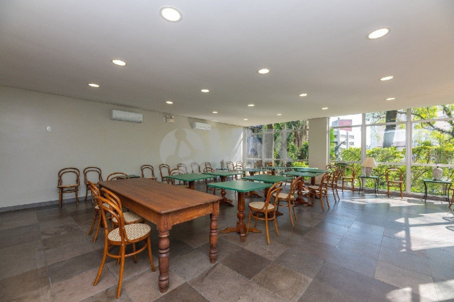 Imagem Apartamento com 3 Quartos à Venda, 247 m² em Petrópolis - Porto Alegre Imagem Apartamento com 3 Quartos à Venda, 247 m² em Petrópolis - Porto Alegre