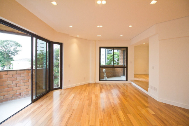Apartamento com 4 Quartos à Venda, 169 m² em Vila Uberabinha - São Paulo