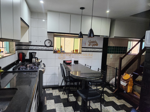 Imagem Casa com 4 Quartos à Venda, 140 m² em Freguesia (jacarepaguá) - Rio De Janeiro Imagem Casa com 4 Quartos à Venda, 140 m² em Freguesia (jacarepaguá) - Rio De Janeiro