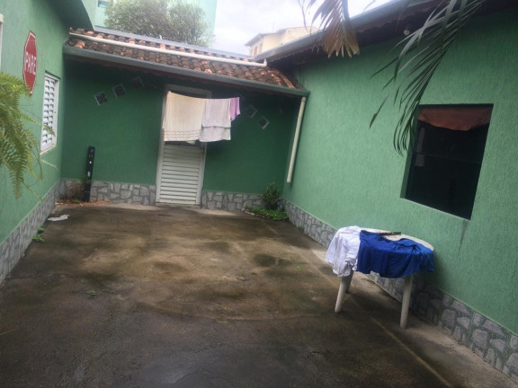 Imagem Casa com 4 Quartos à Venda, 190 m² em Parque Santo Antônio - Taubaté